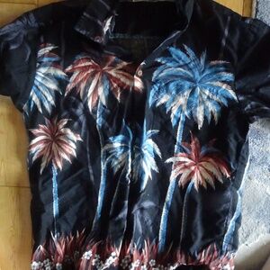 PACIFIC LEGEND HAWAIIAN SHIRT SIZE SMALL